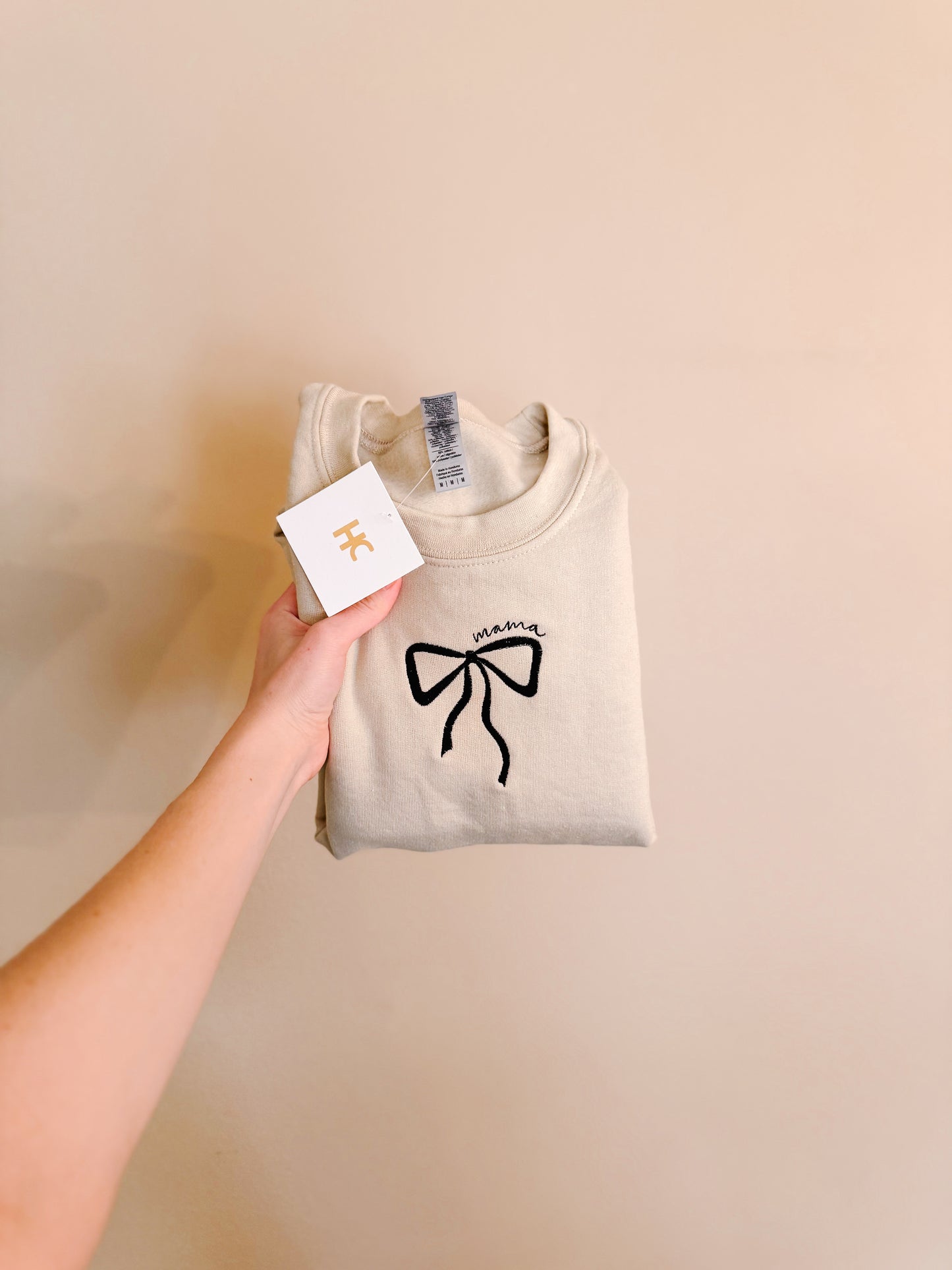 Mama Bow Embroidered Crewneck (Sand/Black)