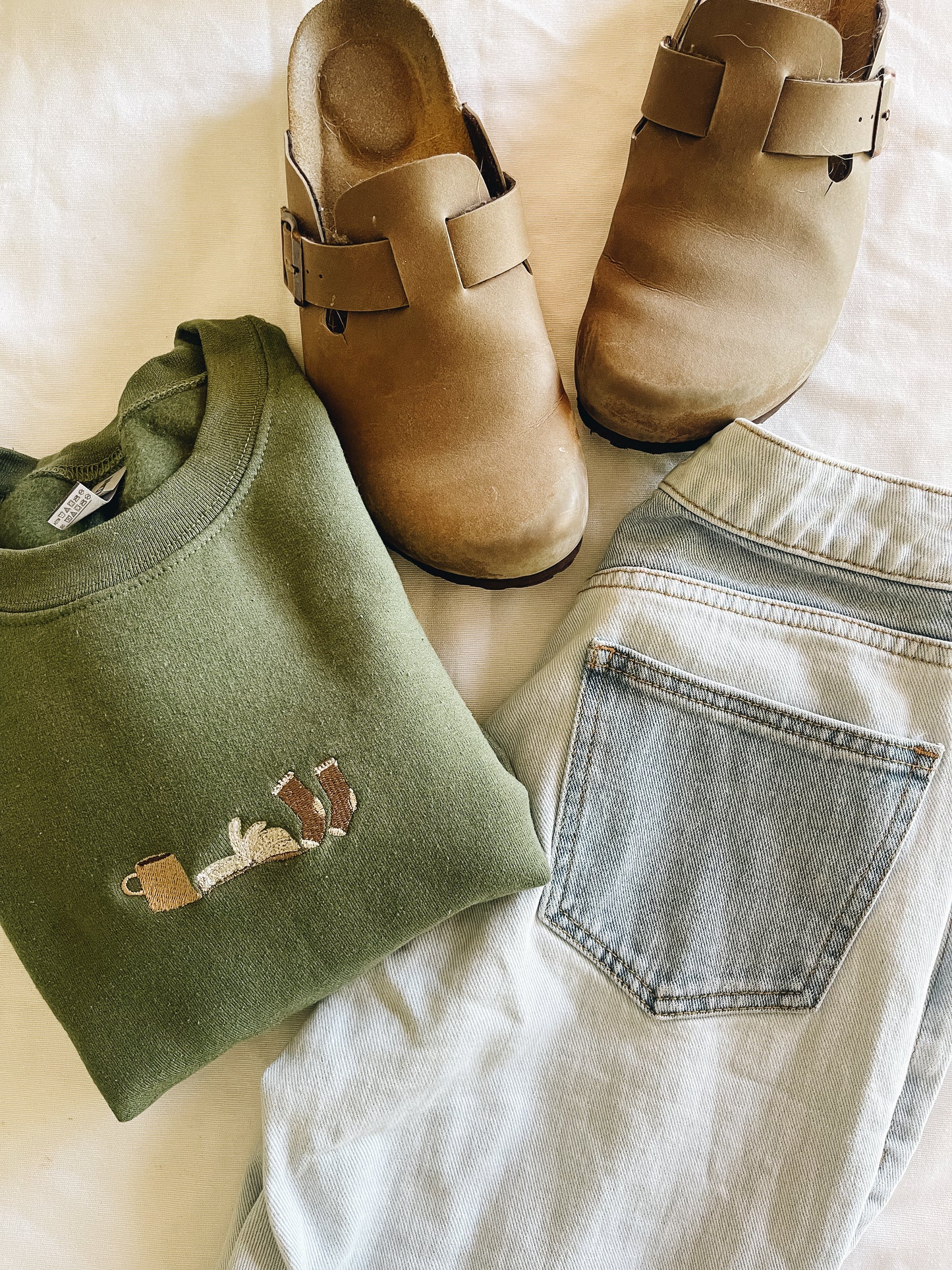 Book Trio Crewneck