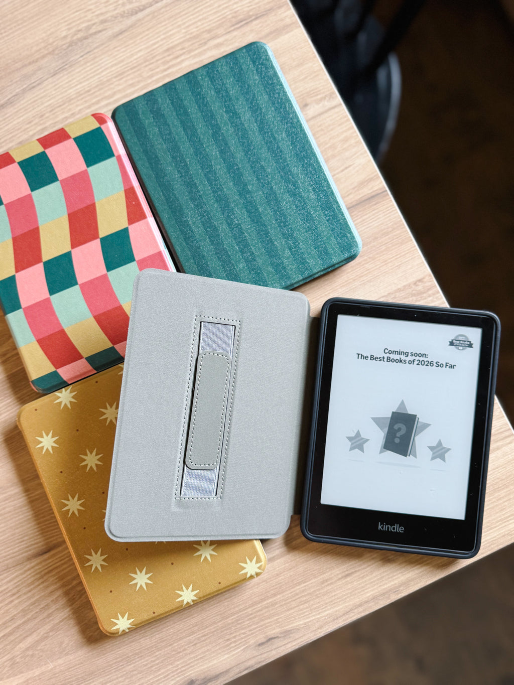 Kindle Case with Handstrap in cover, silicone back (11 & 12 Gen Paperwhite)